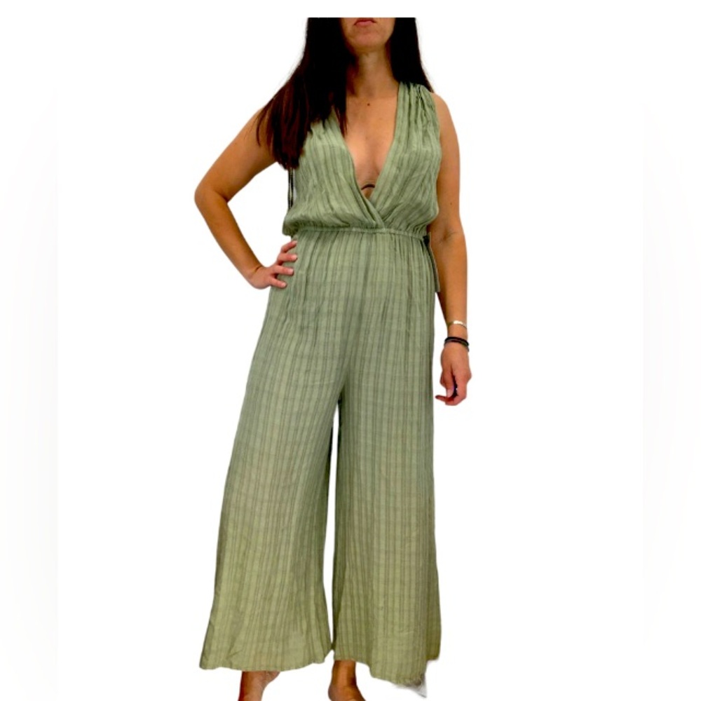 Jumpsuit Lightweight Sage Green Tie Shoulders Sz SM Excellent Condition